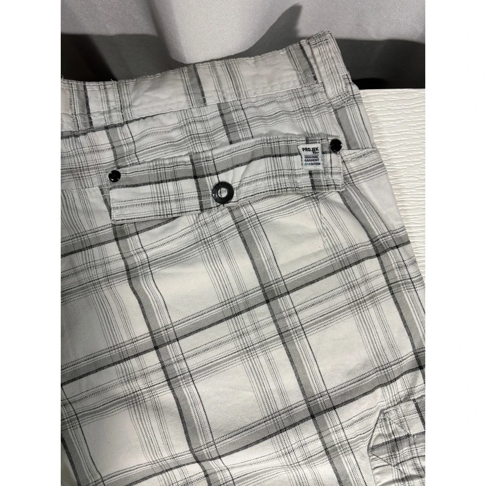 Projek Raw Mens Plaid Cargo Shorts White Grey Size 40 Casual Utility Pockets